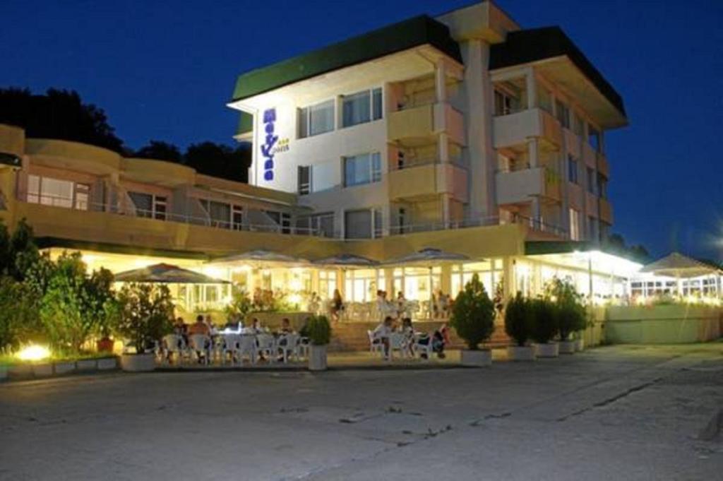 Hotel Marina Kiten  Zimmer foto